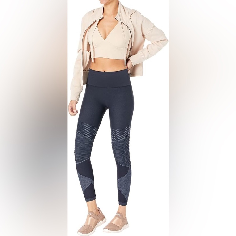NWT Spanx “Look at me Now” Seamless Moto Leggings